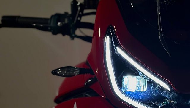 Встречайте! Долгожданная модель Moto Morini - X-Cape 1200 уже в России! mobile_2